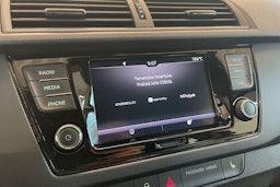 sininen Skoda Fabia 2021 kuva 17.