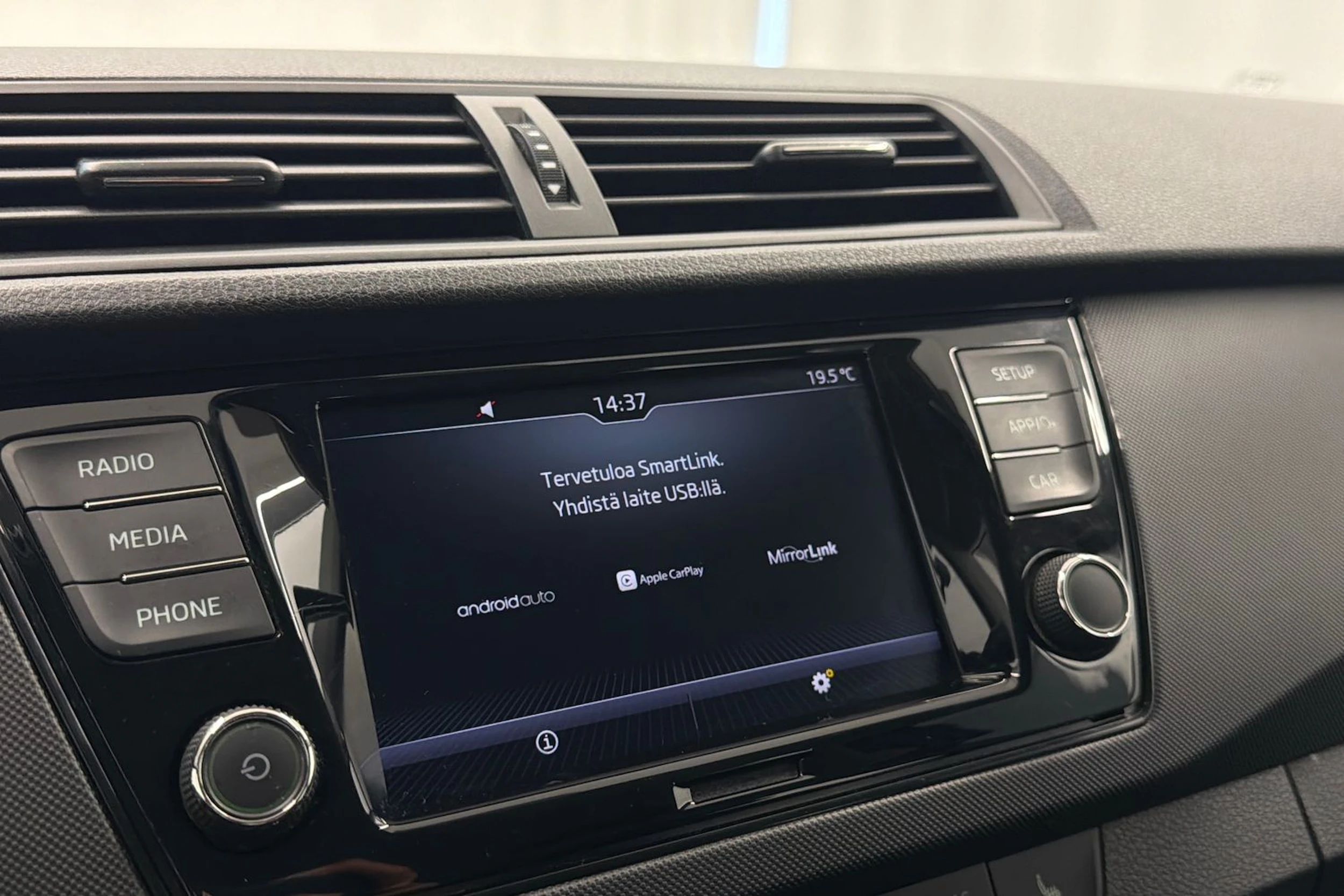 sininen Skoda Fabia 2021 kuva 21.