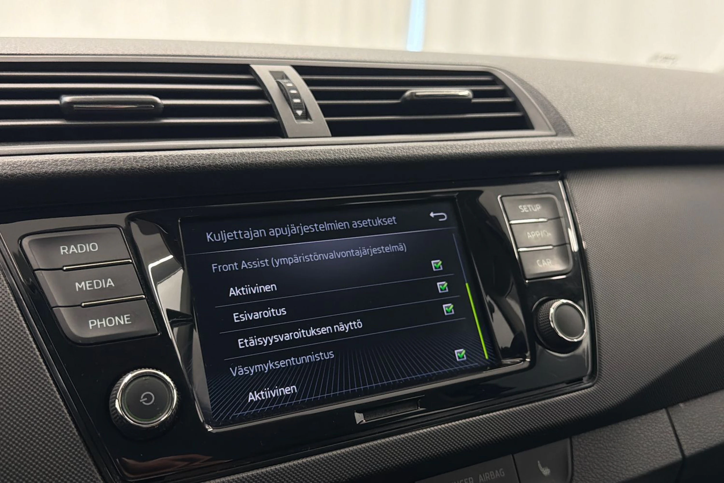 sininen Skoda Fabia 2021 kuva 23.