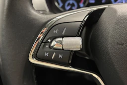 valkoinen Skoda Fabia 2021 kuva 13.