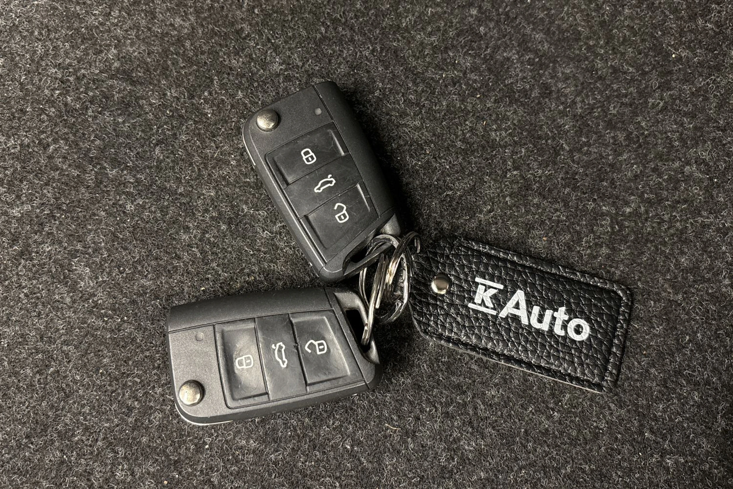 valkoinen Skoda Fabia 2021 kuva 22.