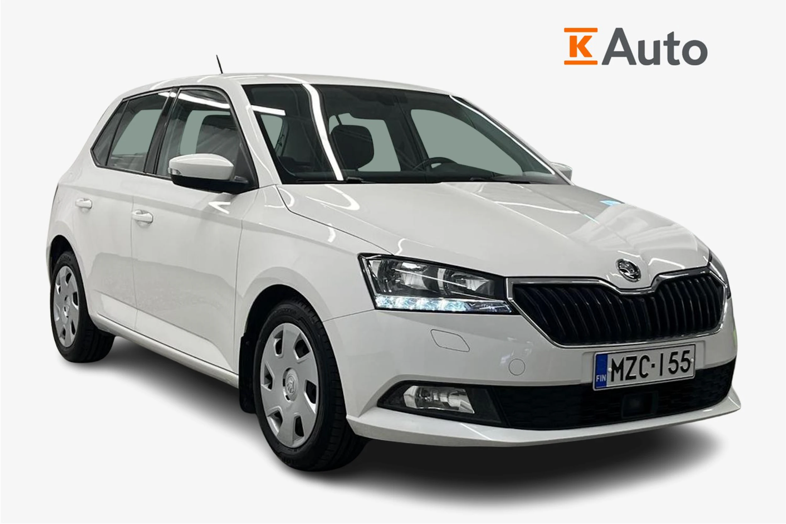 valkoinen Skoda Fabia 2021 kuva 1.