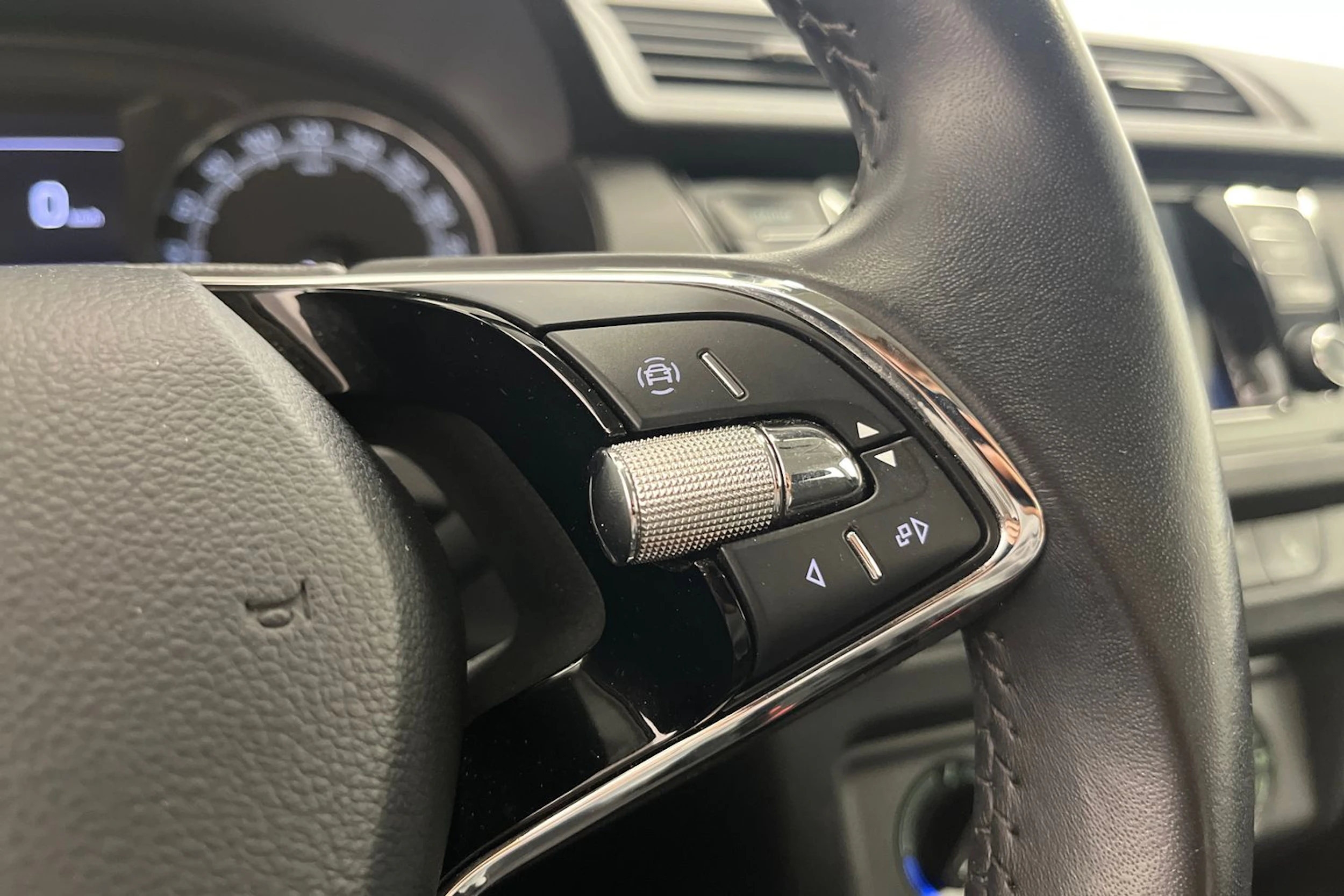 valkoinen Skoda Fabia 2021 kuva 15.