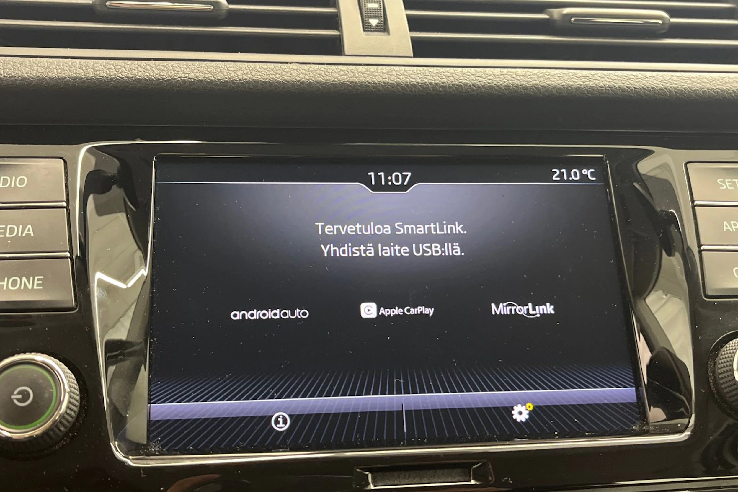 valkoinen Skoda Fabia 2021 kuva 18.