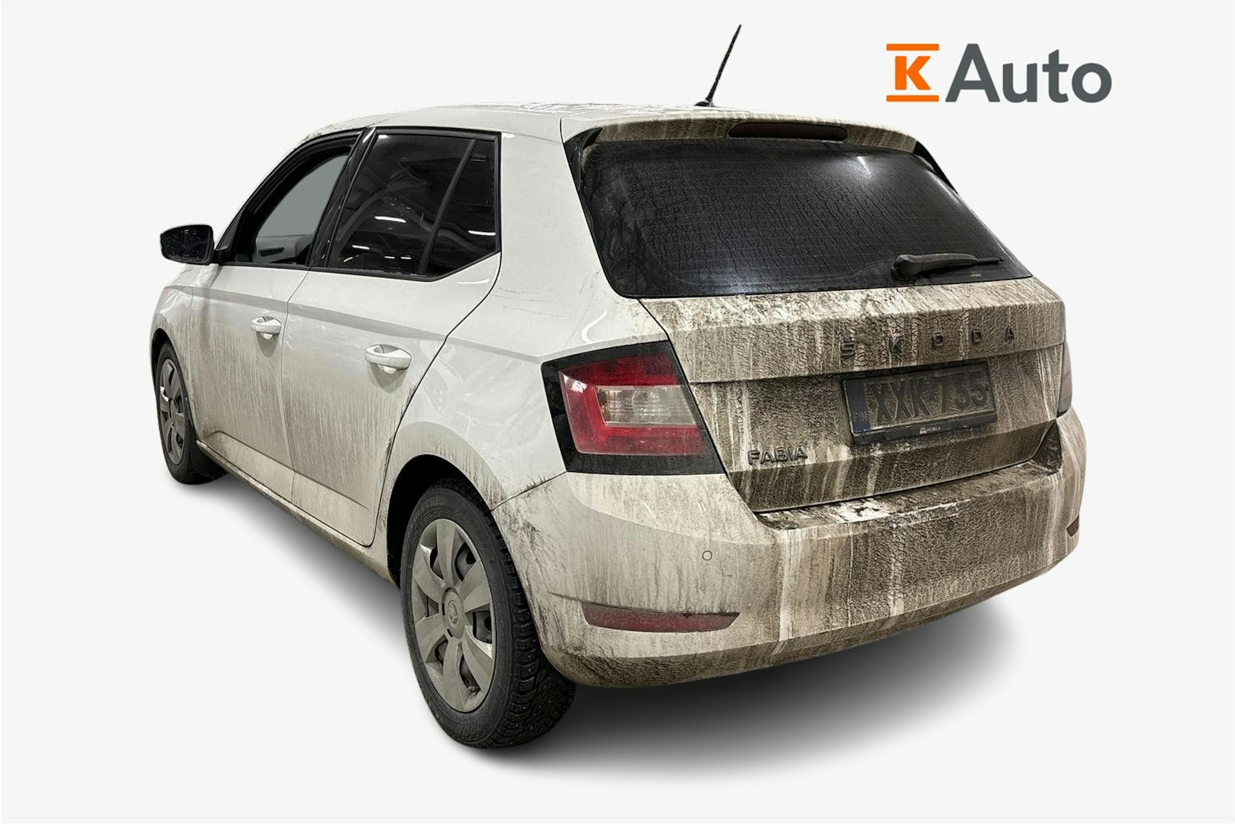 valkoinen Skoda Fabia 2021 kuva 2.