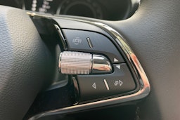 oranssi Skoda Fabia 2023 kuva 16.