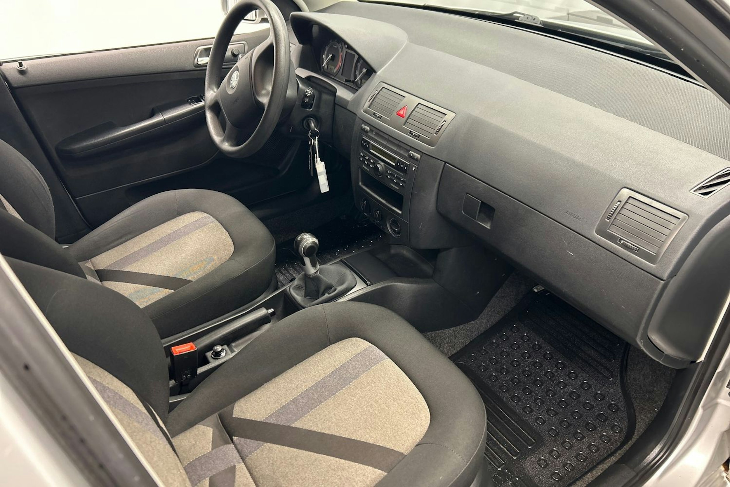 harmaa Skoda Fabia Combi 2006 kuva 12.