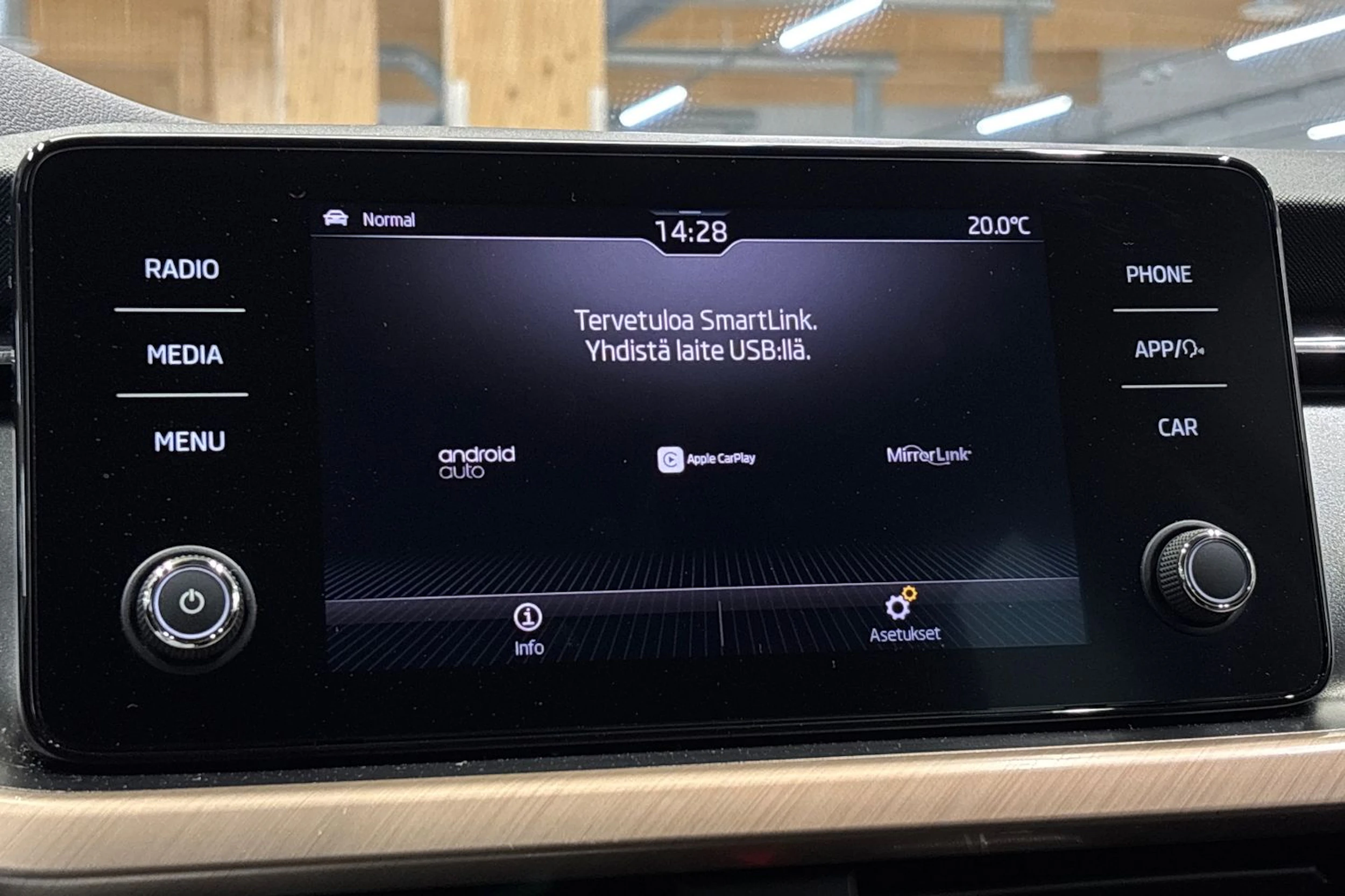 Musta Skoda Kamiq 2020 kuva 21.