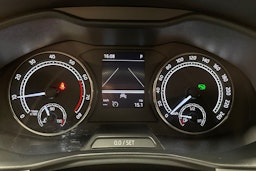 musta Skoda Kamiq 2020 kuva 16.
