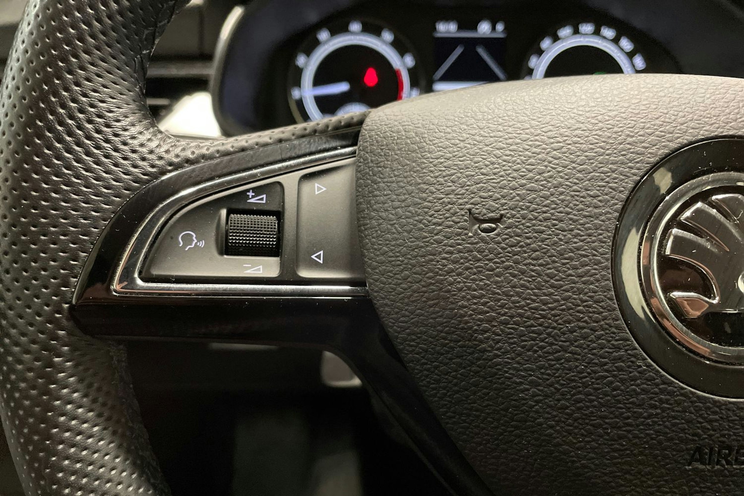 musta Skoda Kamiq 2020 kuva 26.
