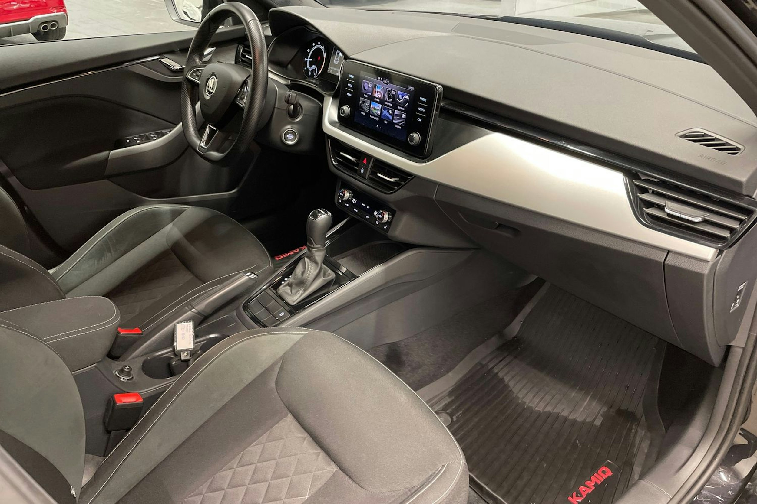 musta Skoda Kamiq 2020 kuva 29.