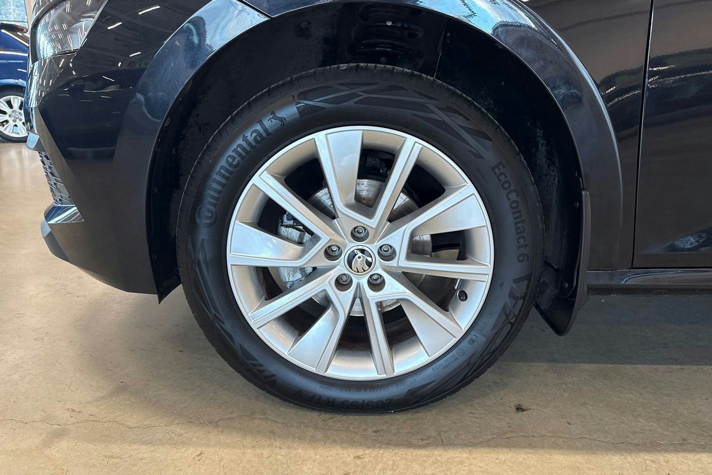 musta Skoda Kamiq 2020 kuva 11.