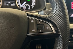 musta Skoda Kamiq 2020 kuva 16.