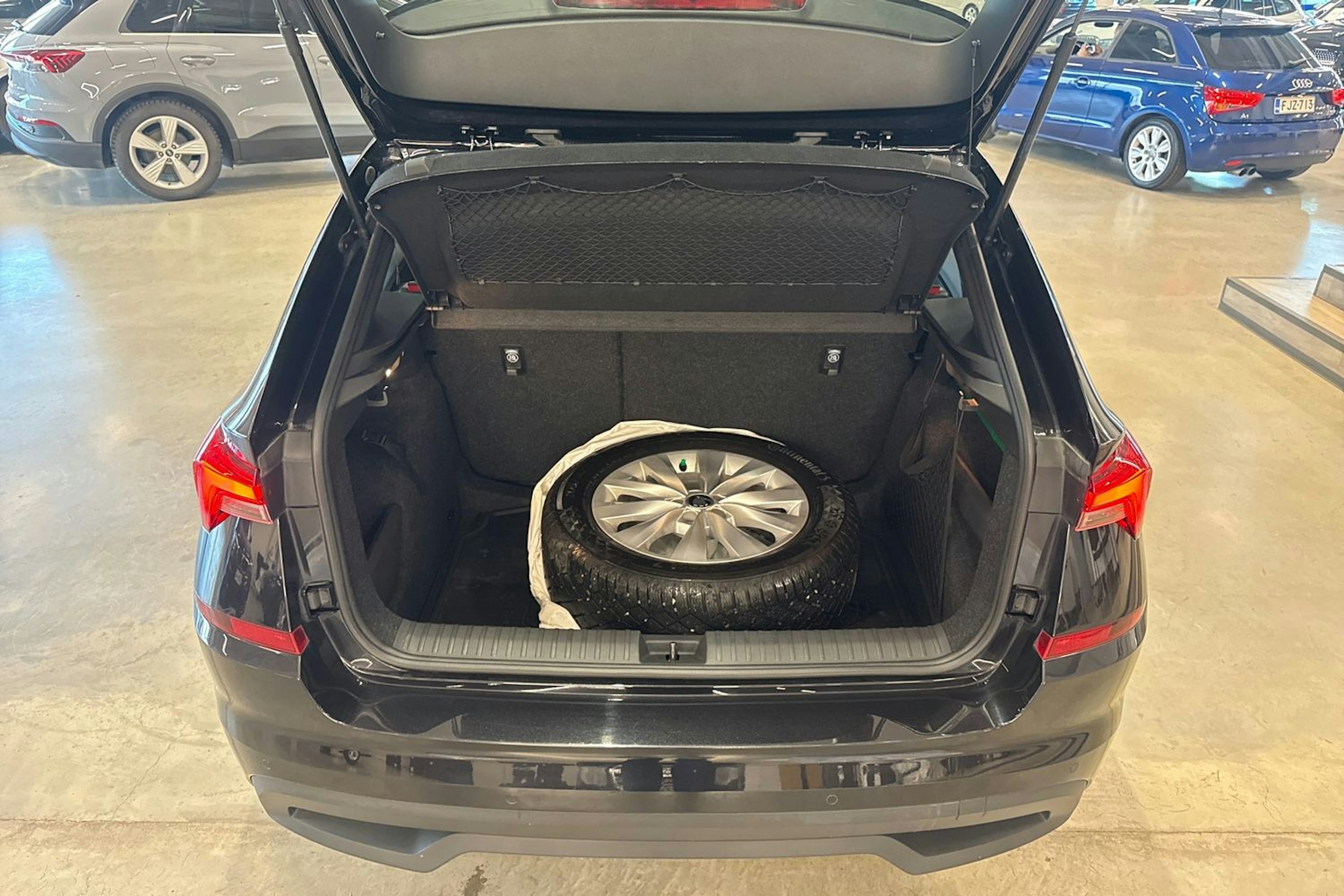 musta Skoda Kamiq 2020 kuva 25.