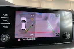 punainen Skoda Kamiq 2020 kuva 16.