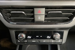 punainen Skoda Kamiq 2020 kuva 18.