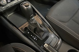punainen Skoda Kamiq 2020 kuva 20.