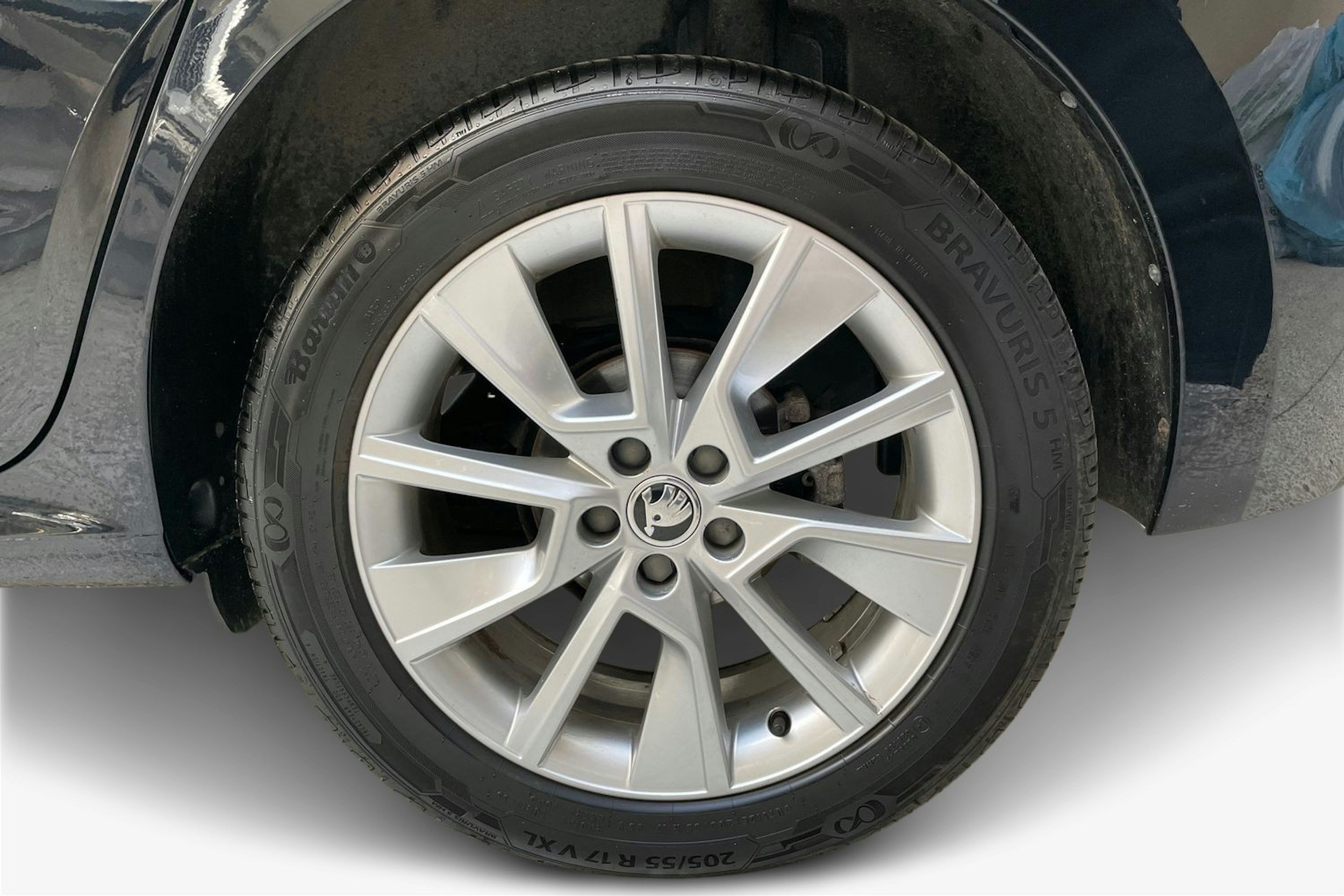 musta Skoda Kamiq 2020 kuva 11.