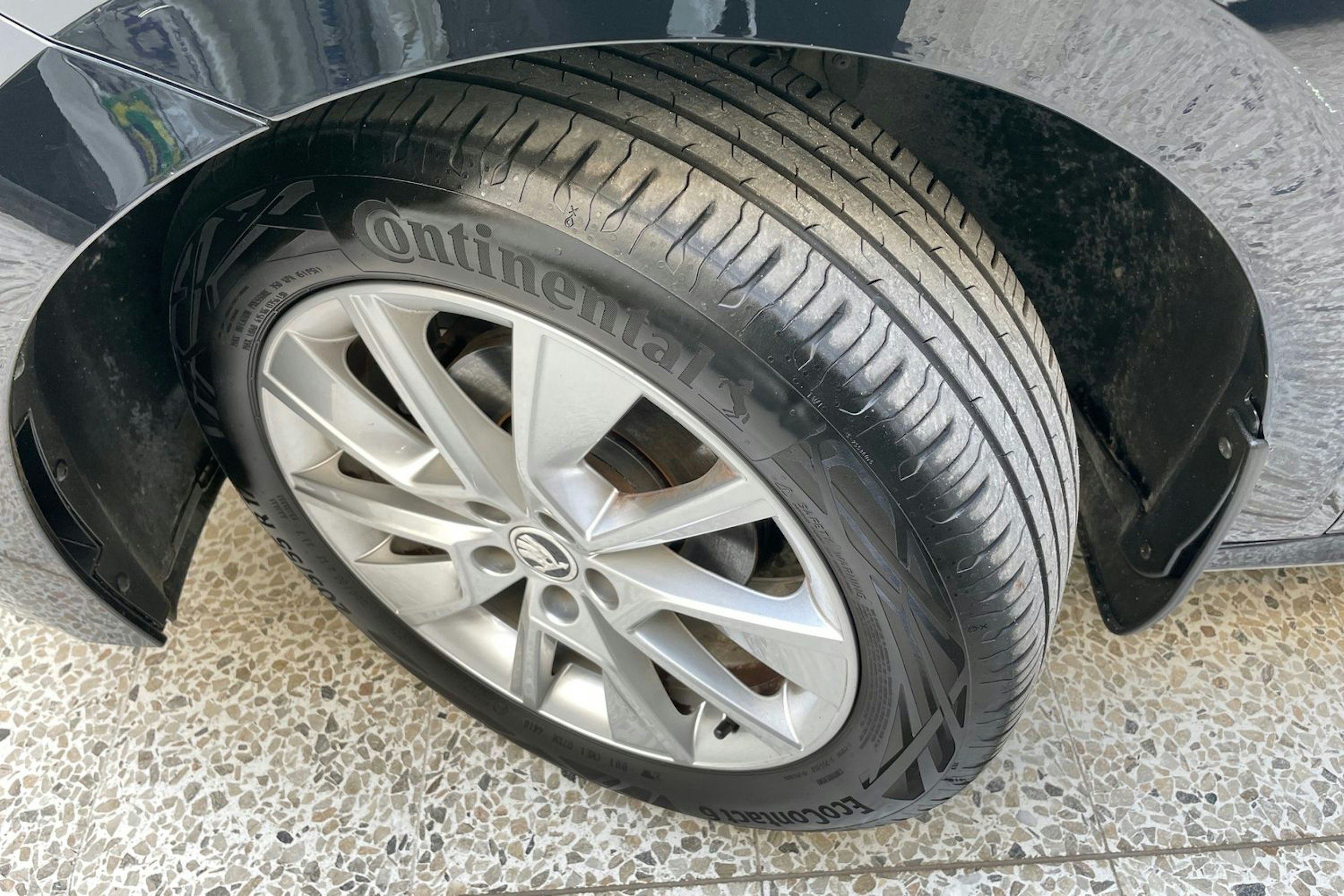musta Skoda Kamiq 2020 kuva 13.
