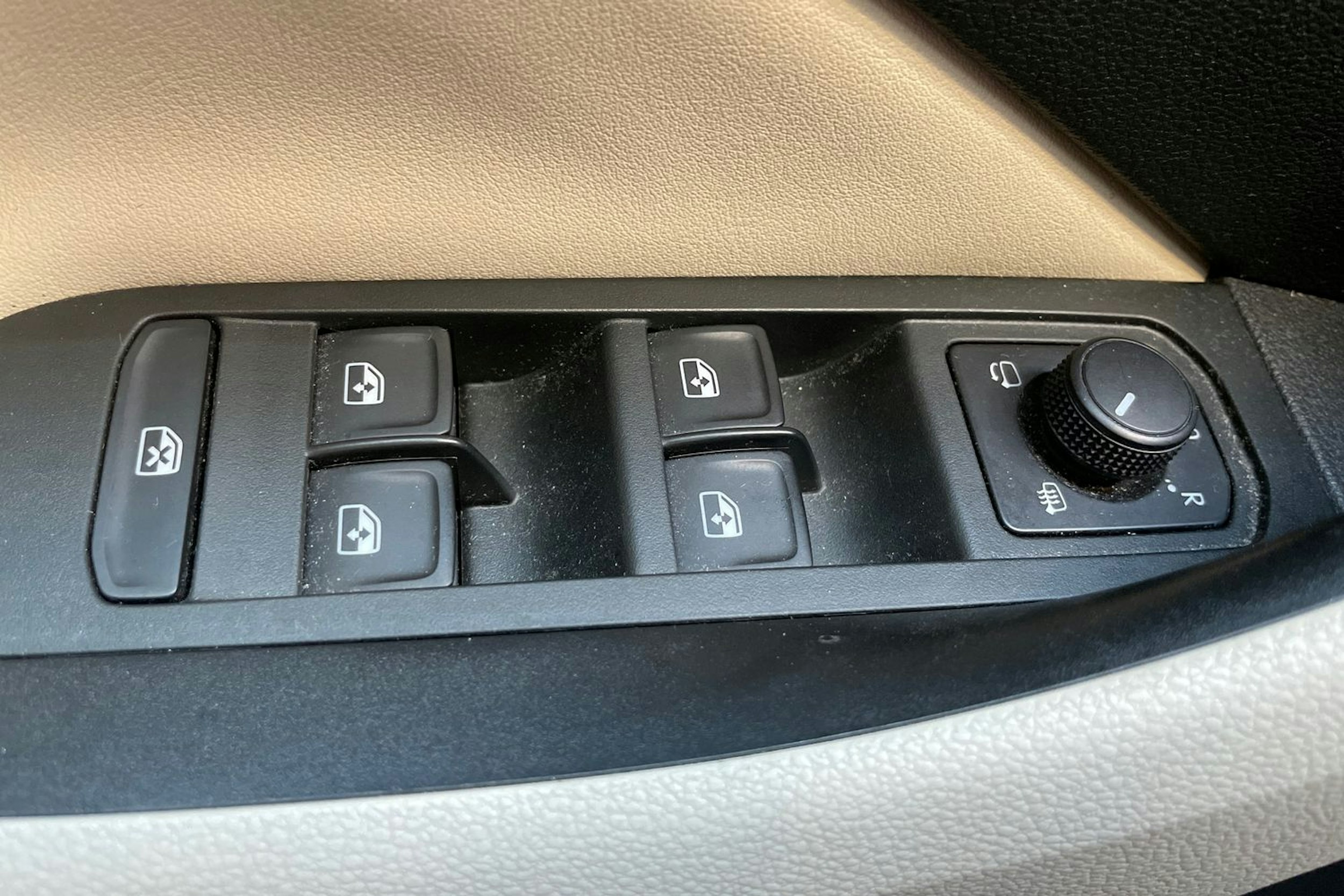 musta Skoda Kamiq 2020 kuva 19.