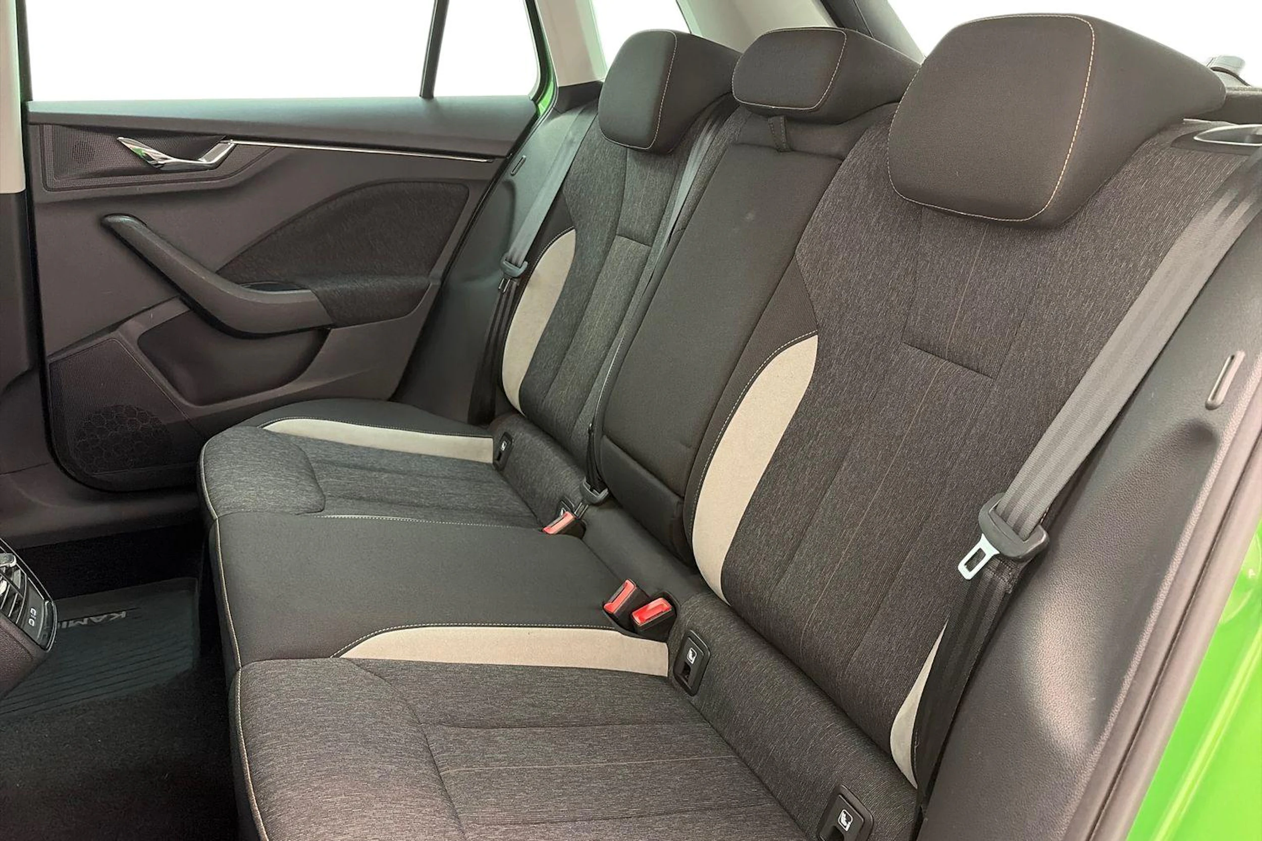 vihreä Skoda Kamiq 2020 kuva 8.