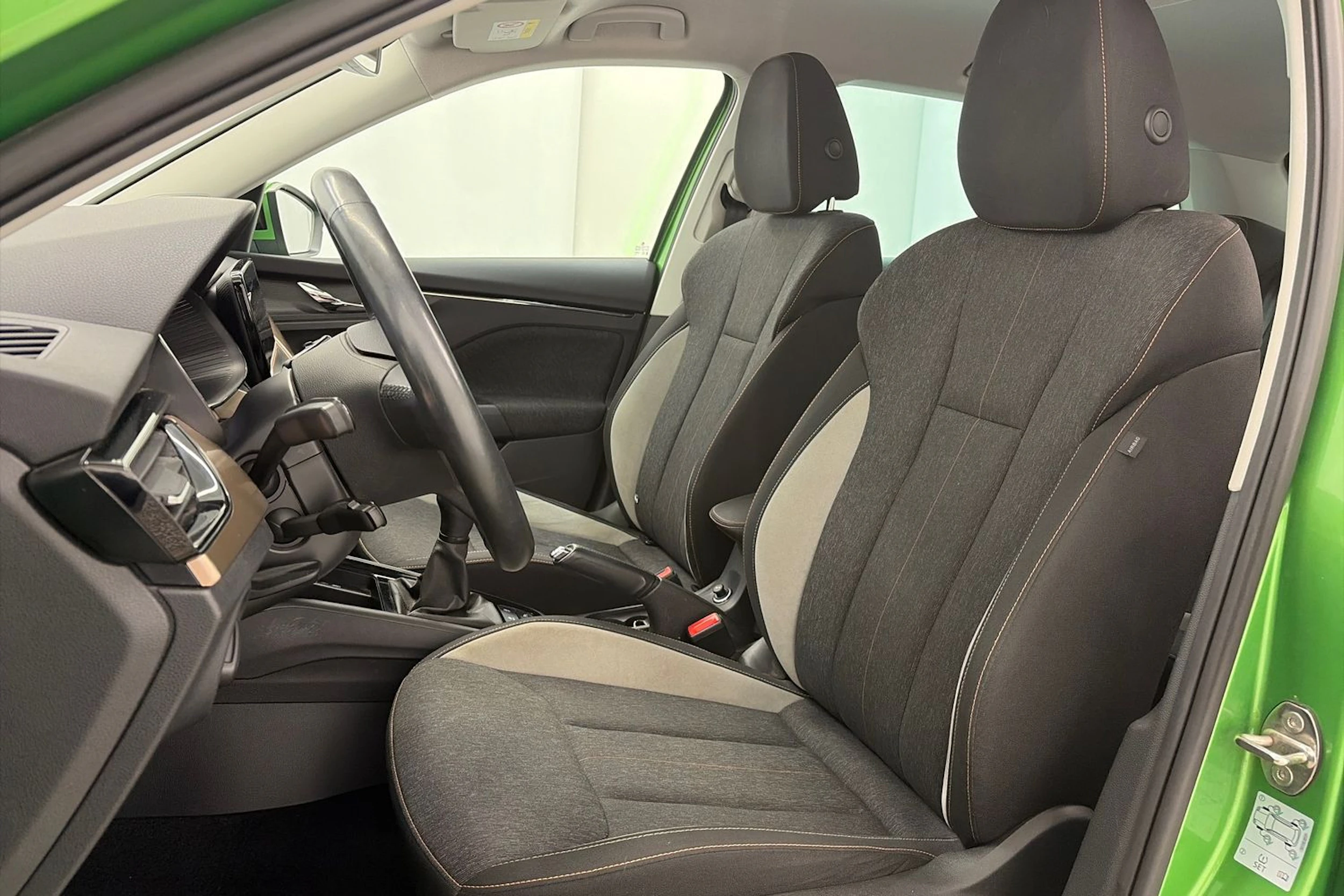 vihreä Skoda Kamiq 2020 kuva 13.