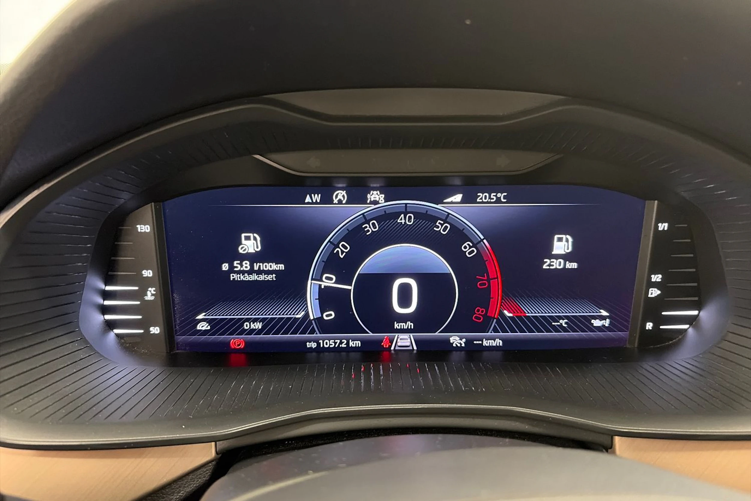 vihreä Skoda Kamiq 2020 kuva 15.