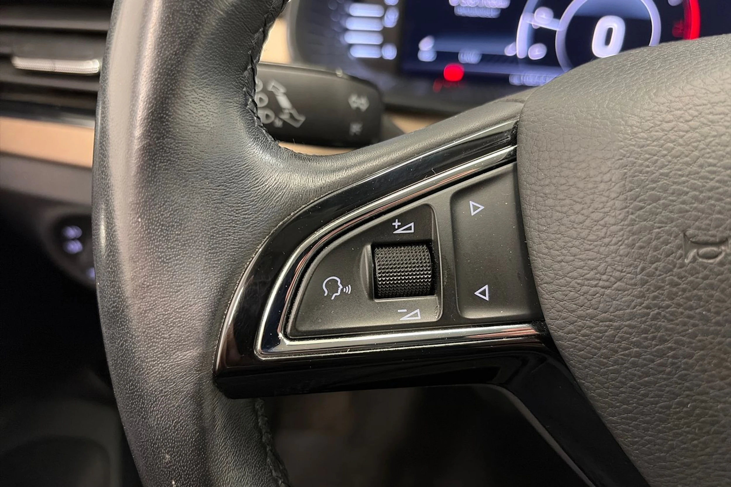 vihreä Skoda Kamiq 2020 kuva 16.