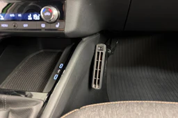 vihreä Skoda Kamiq 2020 kuva 26.