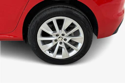 punainen Skoda Kamiq 2020 kuva 9.