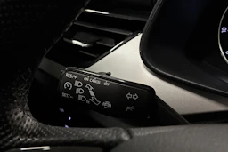 punainen Skoda Kamiq 2020 kuva 16.