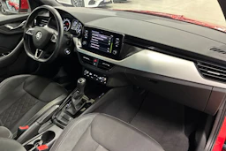 punainen Skoda Kamiq 2020 kuva 27.