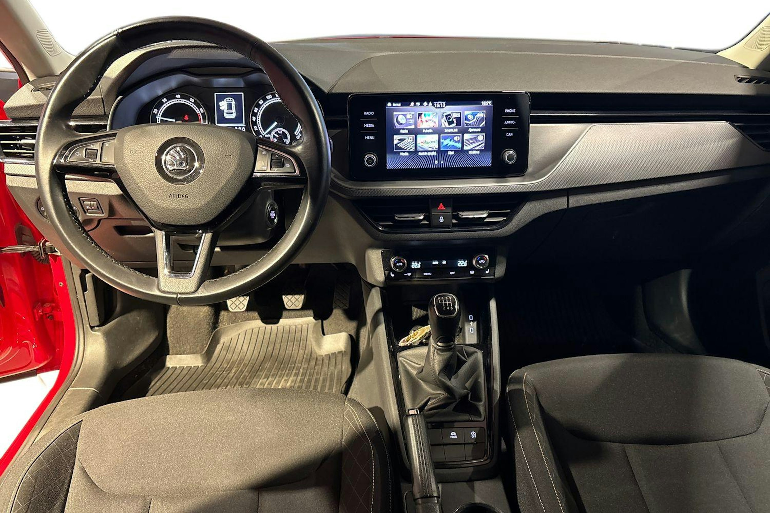 Punainen Skoda Kamiq 2020 kuva 9.