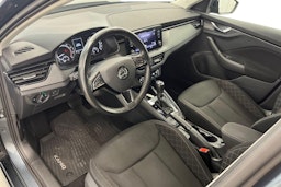 Harmaa Skoda Kamiq 2020 kuva 7.