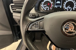 Harmaa Skoda Kamiq 2020 kuva 18.