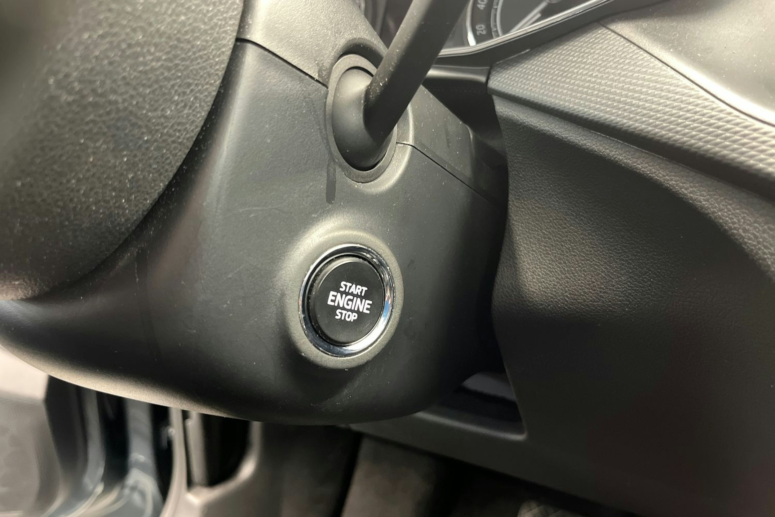 Harmaa Skoda Kamiq 2020 kuva 21.