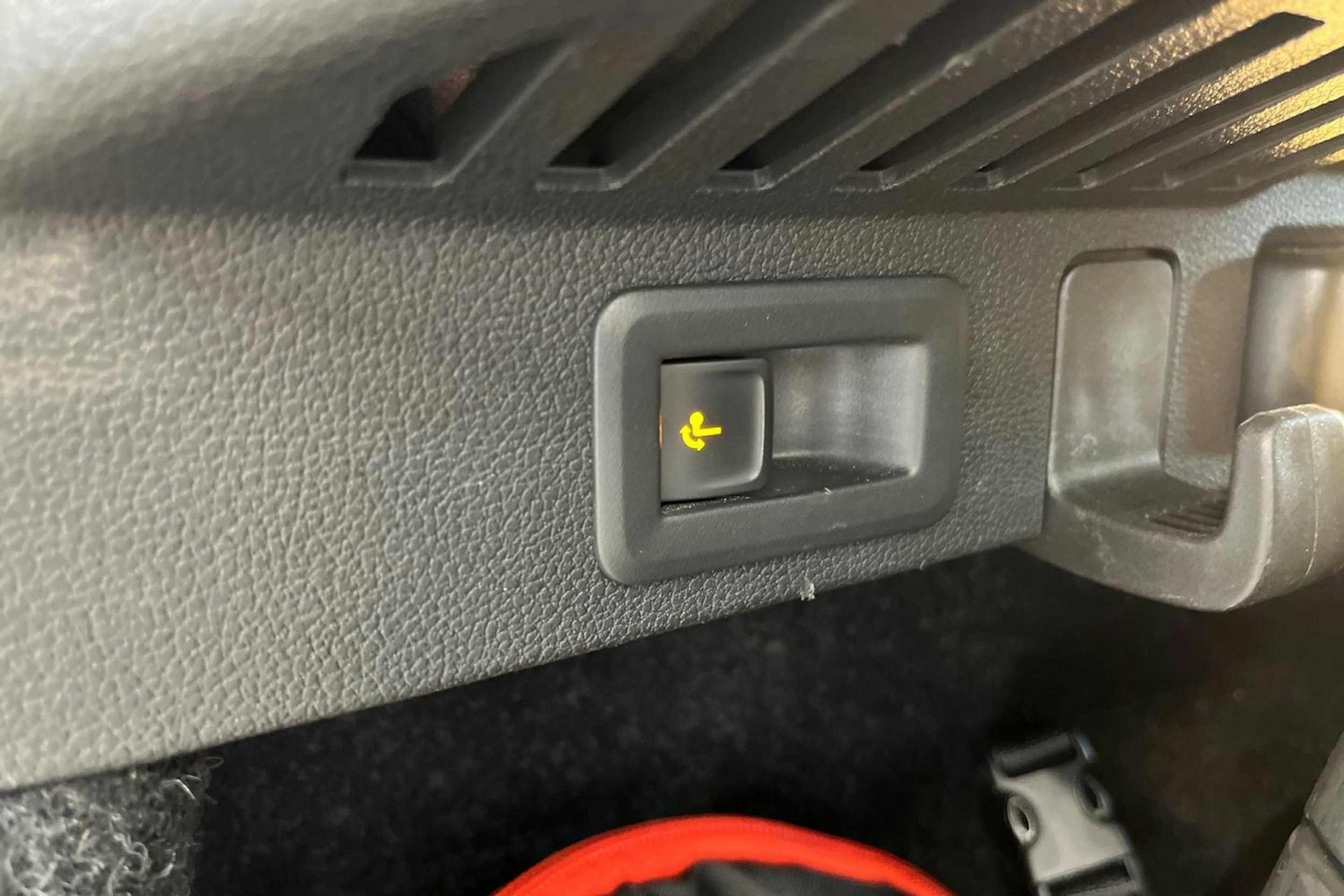 Harmaa Skoda Kamiq 2020 kuva 24.