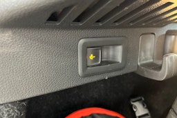 Harmaa Skoda Kamiq 2020 kuva 24.