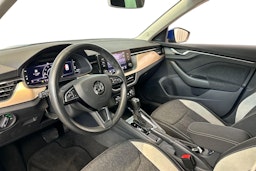sininen Skoda Kamiq 2020 kuva 7.