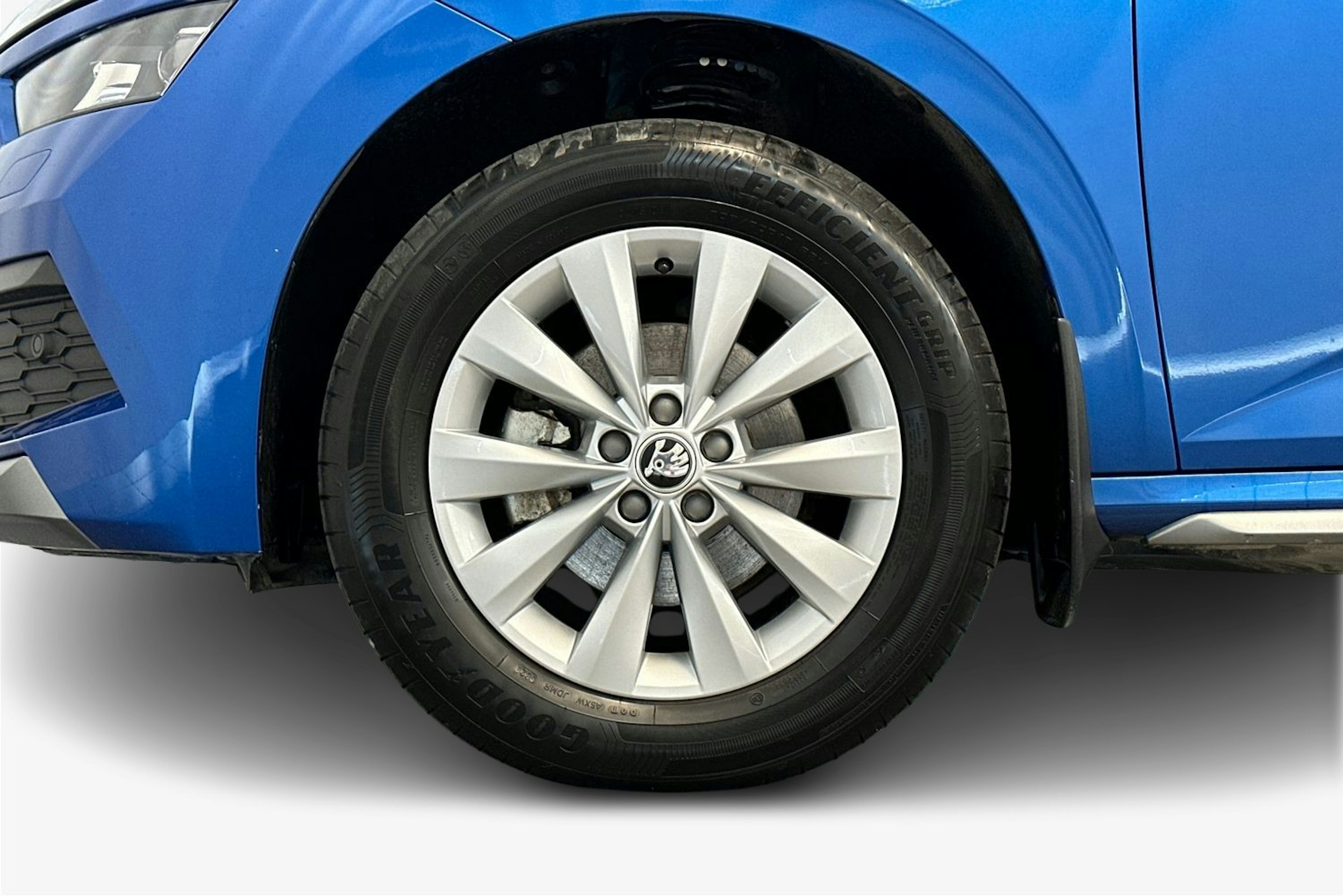 sininen Skoda Kamiq 2020 kuva 11.