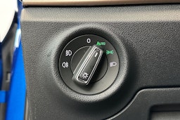 sininen Skoda Kamiq 2020 kuva 21.
