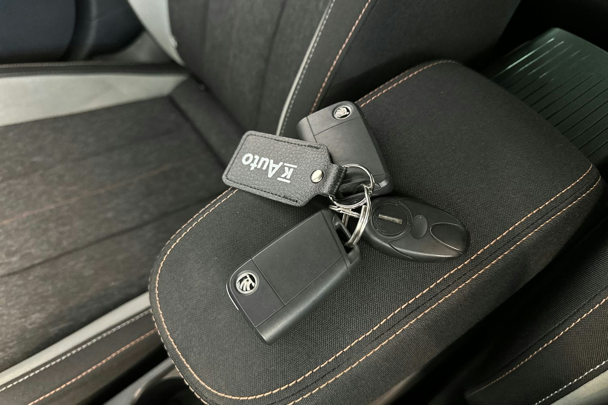 sininen Skoda Kamiq 2020 kuva 31.