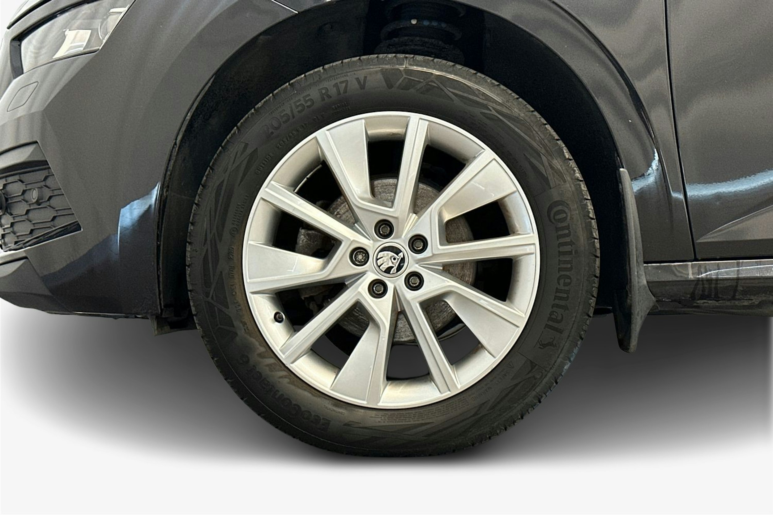 musta Skoda Kamiq 2021 kuva 11.
