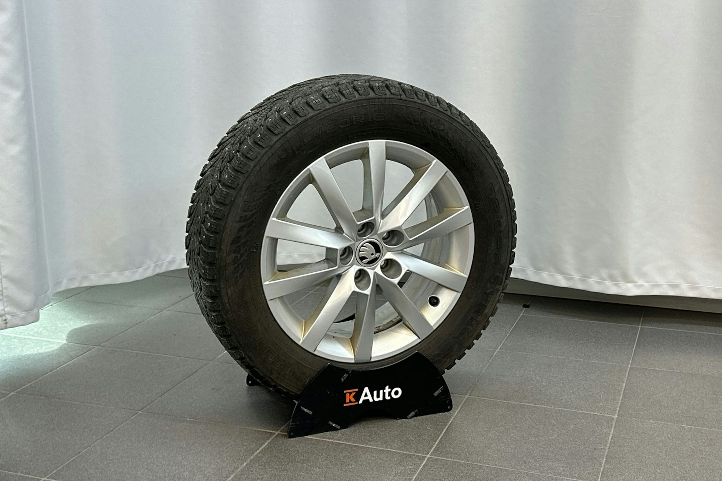 musta Skoda Kamiq 2021 kuva 14.