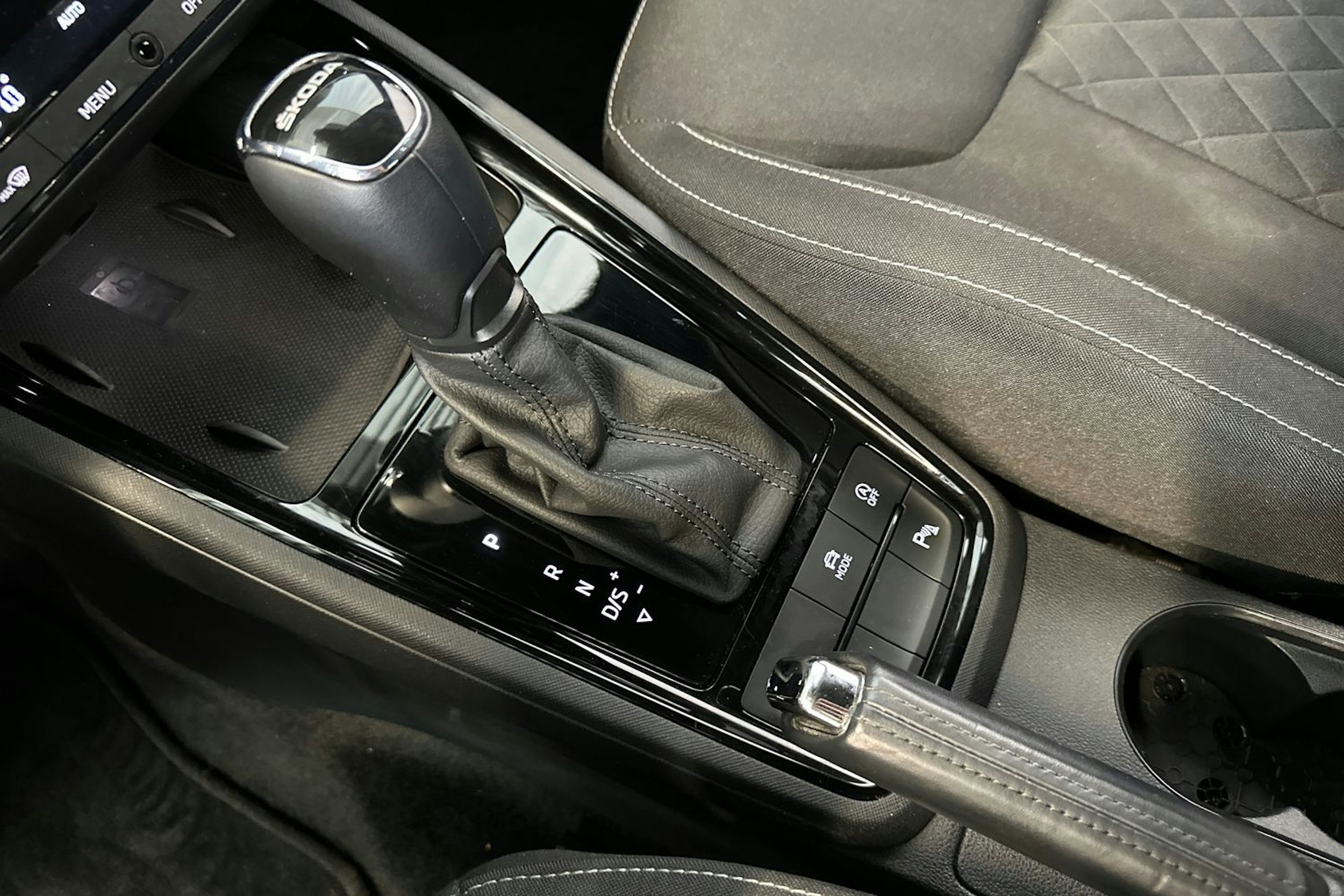 musta Skoda Kamiq 2021 kuva 24.