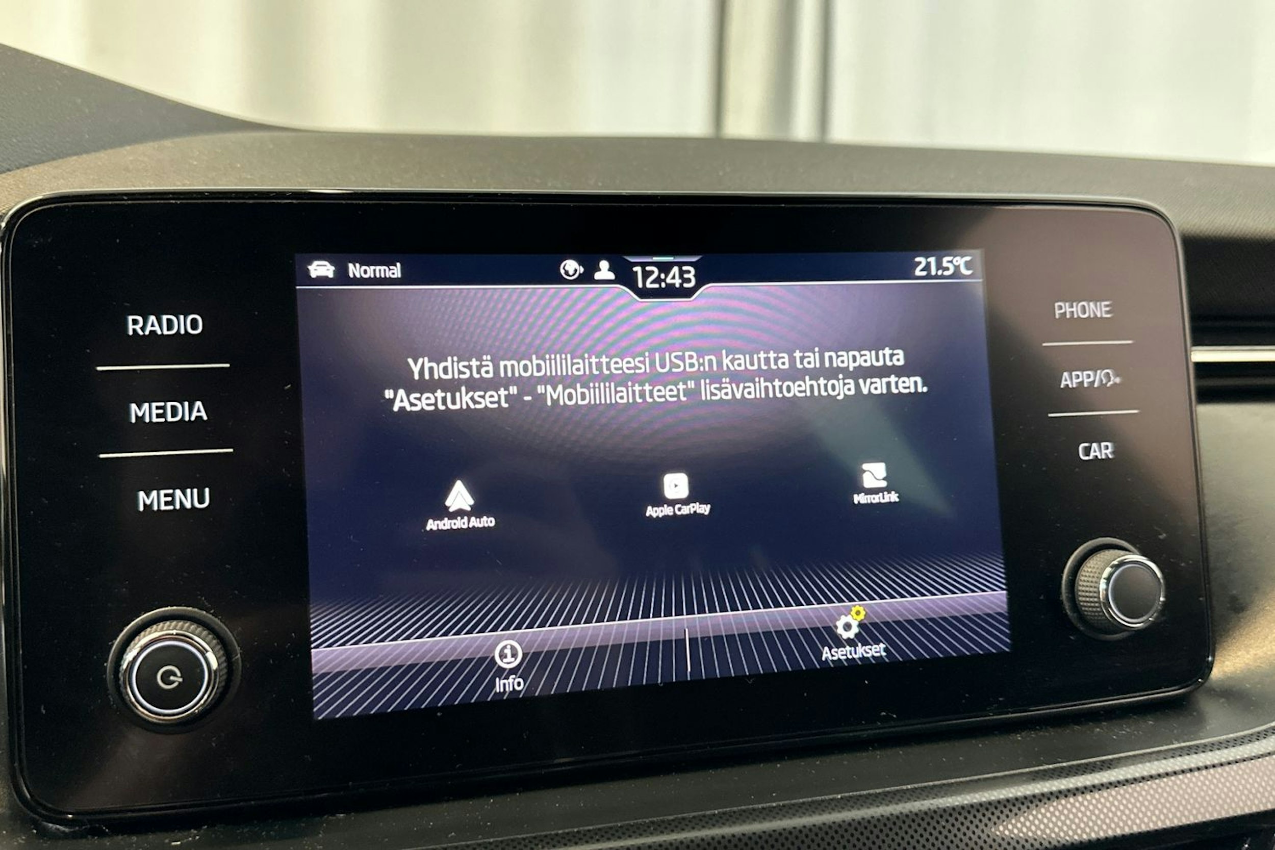 musta Skoda Kamiq 2021 kuva 26.