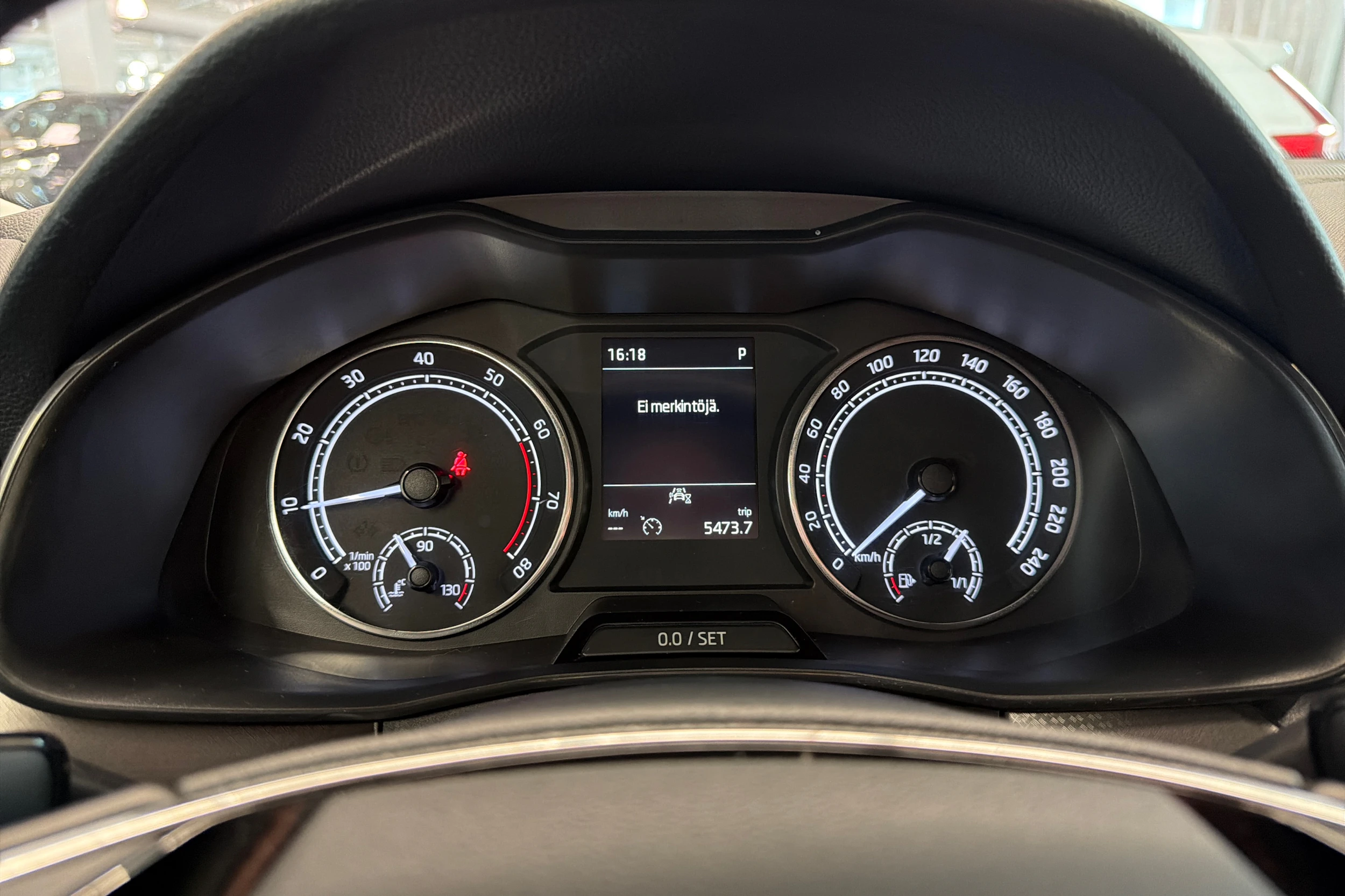 Valkoinen Skoda Kamiq 2021 kuva 15.