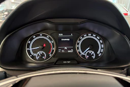 Valkoinen Skoda Kamiq 2021 kuva 15.