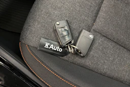 Valkoinen Skoda Kamiq 2021 kuva 25.