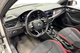 harmaa Skoda Kamiq 2021 kuva 3.